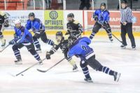 Un match de hockey de la police à Magog pour soutenir les jeunes